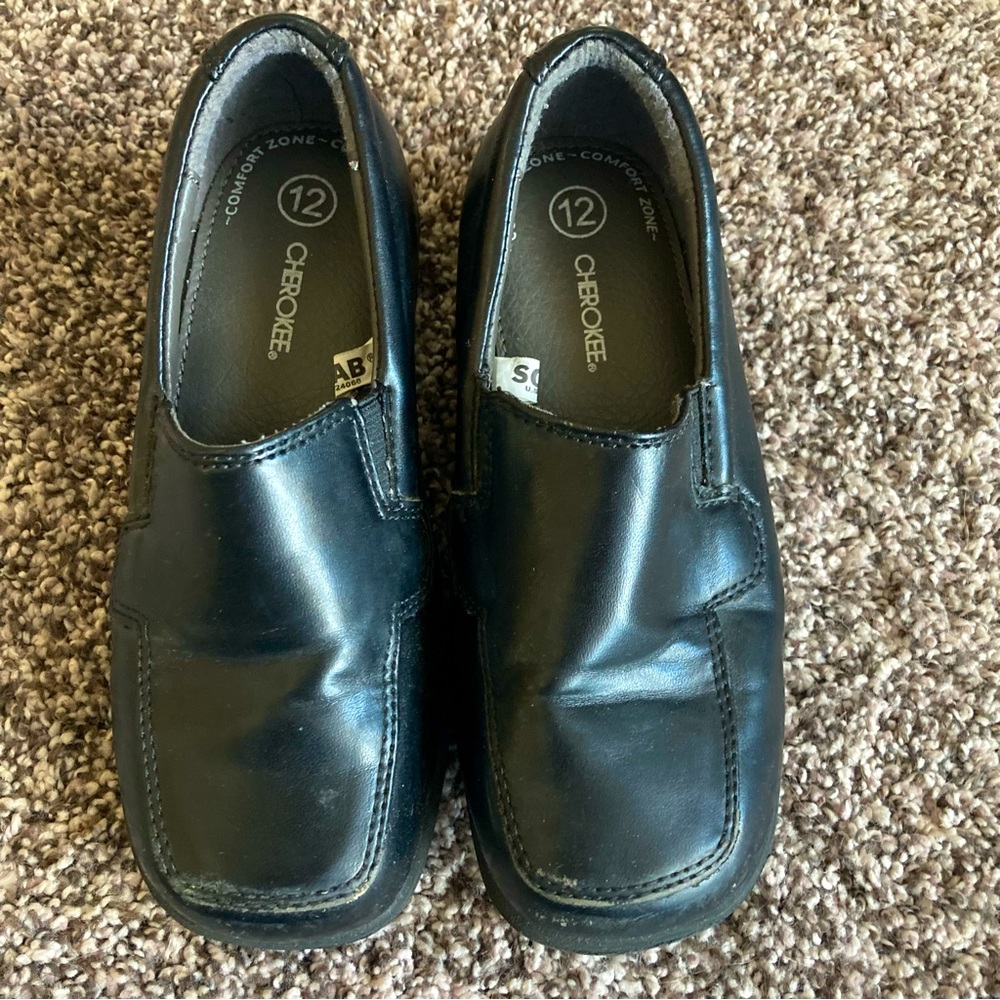 Cherokee little boys size 12 black slip on dress shoes